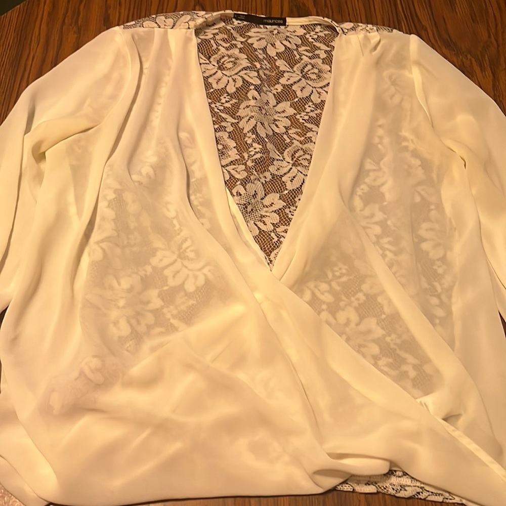 Maurice’s lace back top